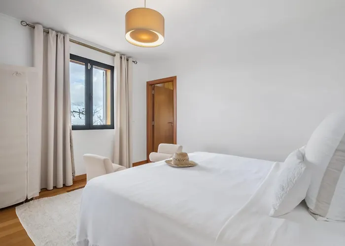 Piedade By Homie Canhas