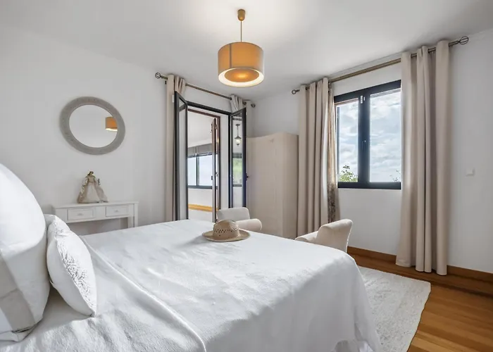 Piedade By Homie * Canhas